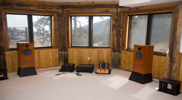 การจัดห้องสำหรับเครื่องเสียงและการตกแต่ง