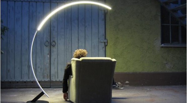 โคมไฟเสี้ยวพระจันทร์ ไอเดียสุดเปรียวของเด็กแนว