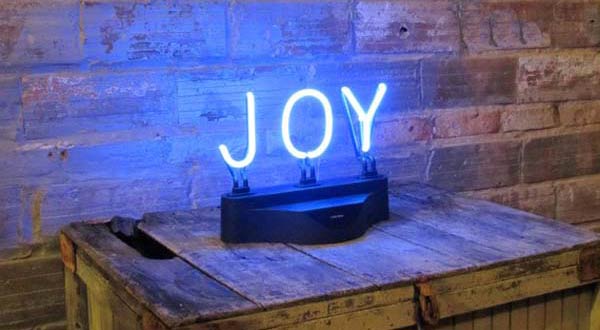 ตัวอักษรนีออนสวยๆ