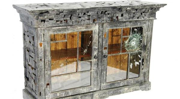 เฟอร์นิเจอร์สีบรอนซ์