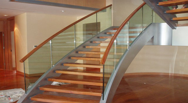 ข้อบัญญัติเกี่ยวกับ...บันไดบ้าน 