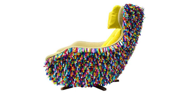 เสน่ห์ของเก้าอี้สีสัน