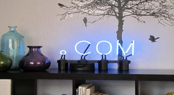 ไฟนีออนตัวอักษรตกแต่งบ้าน