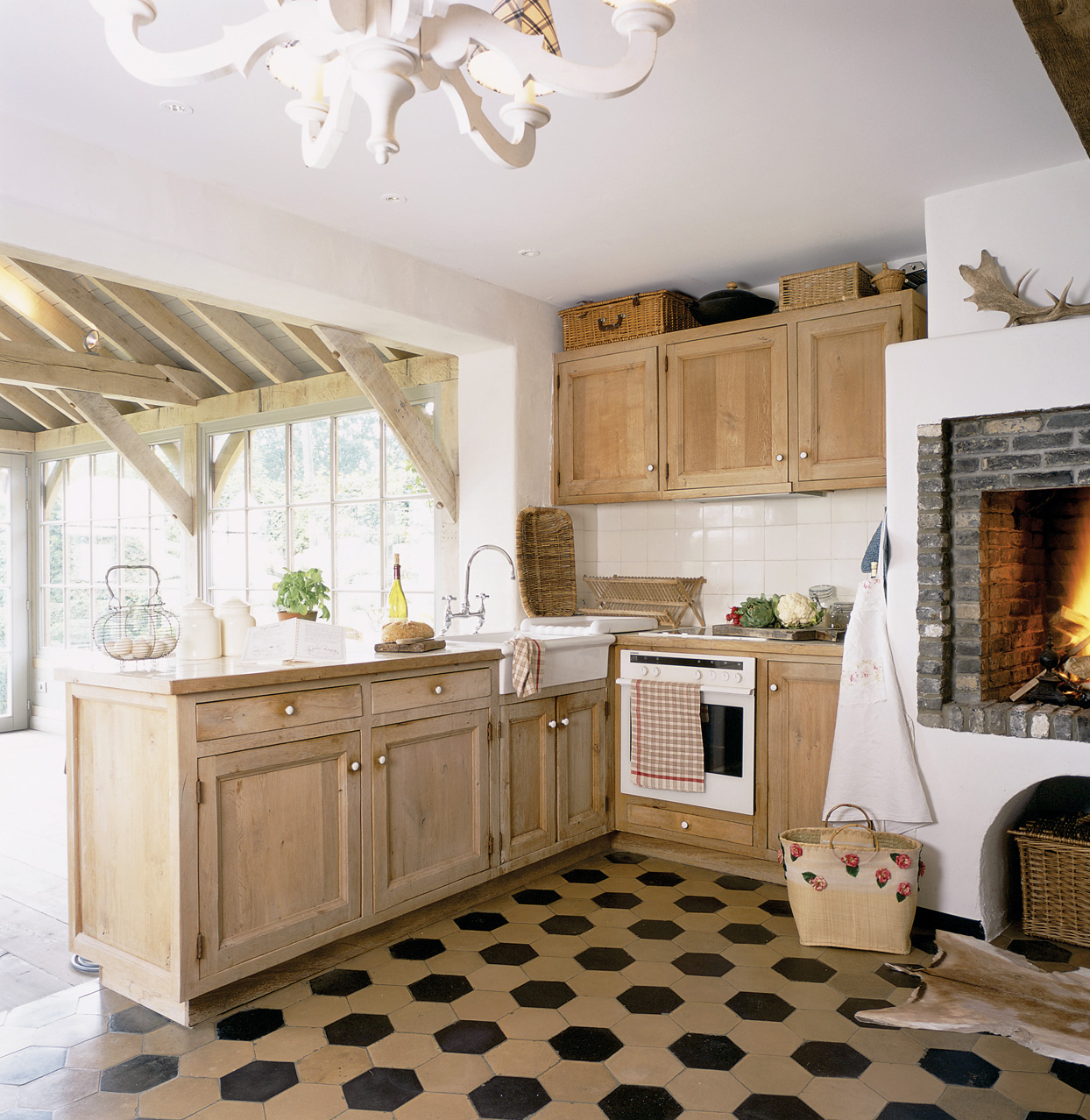 เคาน์เตอร์ครัว อิฐบล็อค ชั้นวางของ กระเบื้องปูพื้น