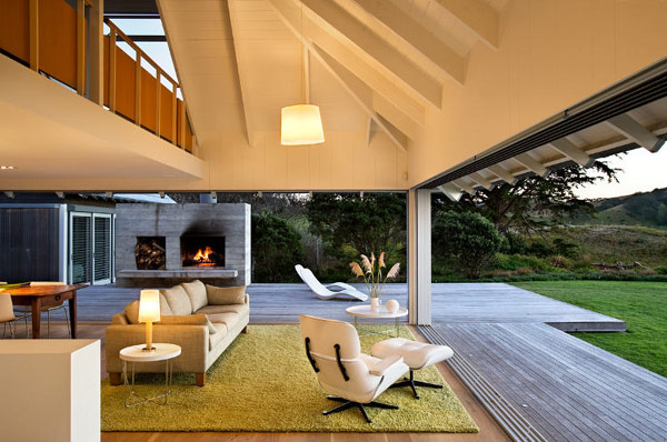 โซฟา พรม โคมไฟ เตาผิง โซฟา พรม โคมไฟ เตาผิง