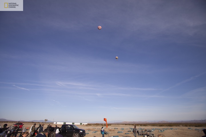 บอลลูน บ้านลอยได้