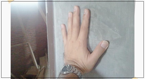 ผนังปูนเปลือย ผนังปูนเปลือย