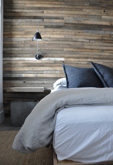 ตกแต่งห้องนอนด้วยแผ่นไม้ธรรมชาติ ตกแต่งห้องนอนด้วยแผ่นไม้ธรรมชาติ