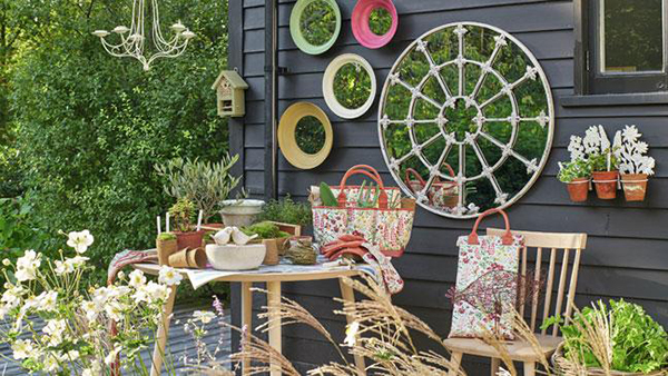 จัดสวนดอกไม้ ให้มีมุมนั่งเล่น