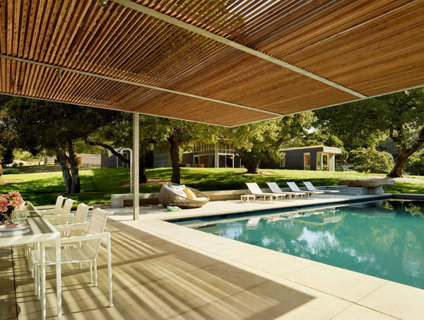 พื้นที่นั่งเล่น