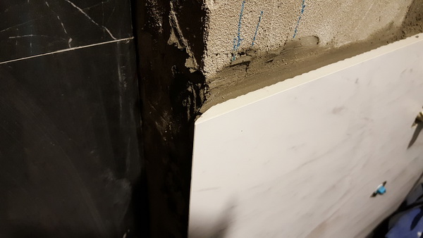 กระเบื้องห้องน้ำ