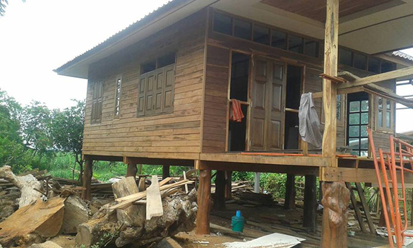 หน้าต่างไม้ หน้าต่างไม้