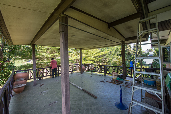 รีโนเวท รีโนเวท