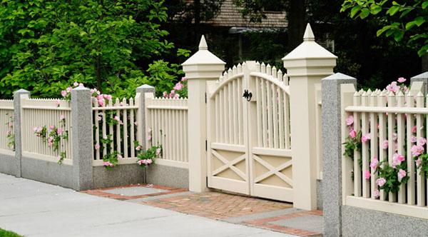 แบบรั้วบ้าน ตกแต่งรั้วบ้าน