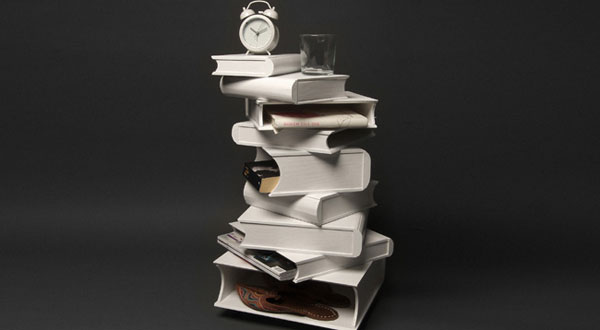 โต๊ะกองหนังสือ