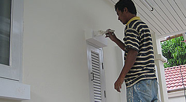 รองพื้นไม่ดี สาเหตุของสีลอกกร่อน