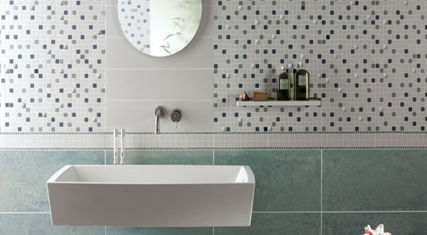 แบบห้องน้ำสวยสีขาว-ดำด้วยกระเบื้องโมเสก