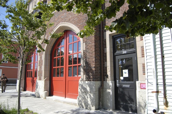 สถาปัตยกรรมที่พักอาศัยแบบสถานีดับเพลิง สถาปัตยกรรมที่พักอาศัยแบบสถานีดับเพลิง