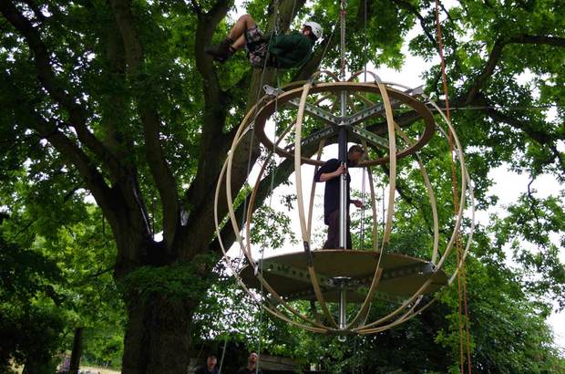 เต็นท์ผจญภัยบนตันไม้ เต็นท์ผจญภัยบนตันไม้