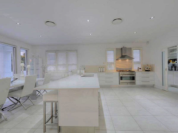 ตกแต่งบ้านสีขาว