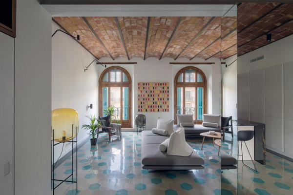 ตกแต่งเพดานด้วยกระเบื้องเซรามิก ตกแต่งเพดานด้วยกระเบื้องเซรามิก