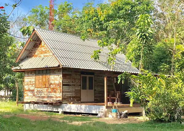 สร้างบ้านด้วยไม้เก่า สร้างบ้านด้วยไม้เก่า