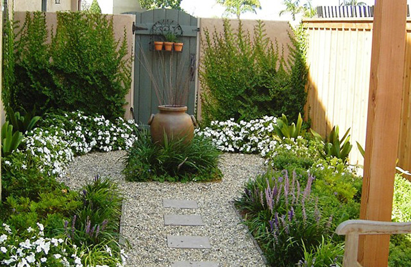 จัดสวนข้างบ้าน เพิ่มความสดชื่น